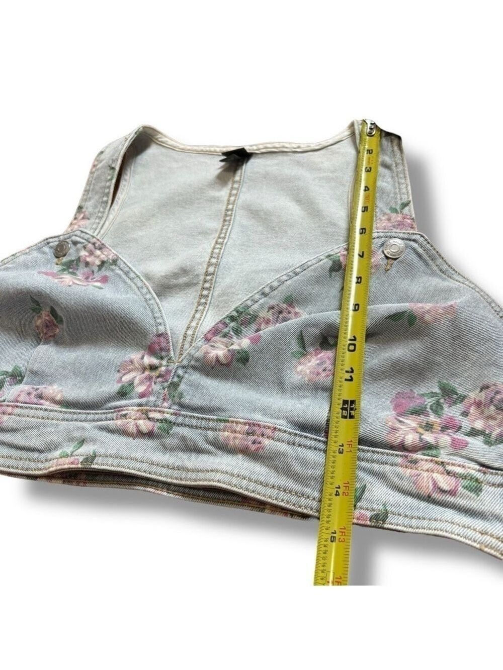 NWOT Wild Fable Light Wash Floral Blue Pink Denim Vest - Size Large - Picture 7 of 9